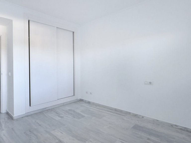 Attractive Investment Opportunity in Nueva Andalucía 8