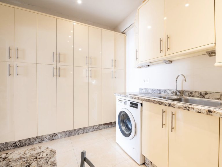 Apartment for Sale in Marbella, Malaga, 14