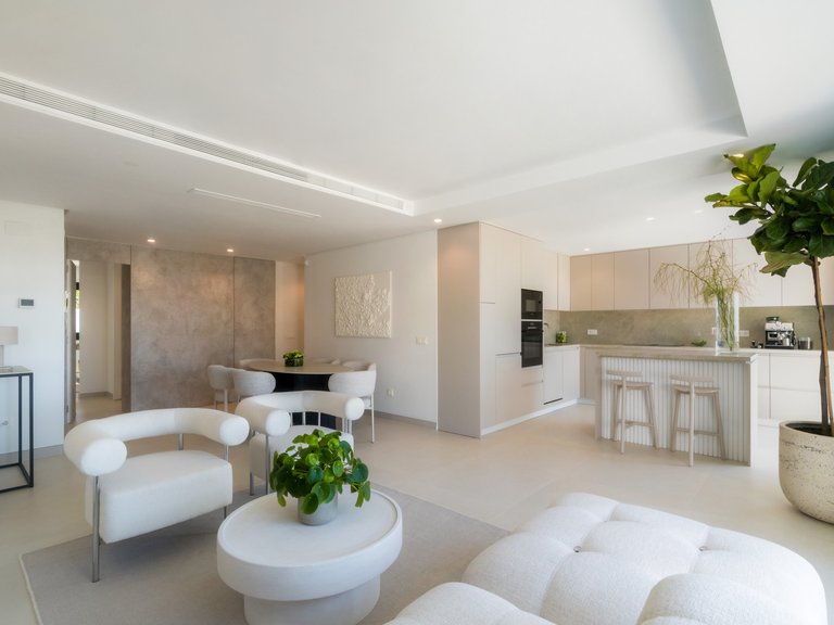 Elegante ático de dos plantas con piscina privada y vistas panorámicas – La Quinta, Benahavís 19