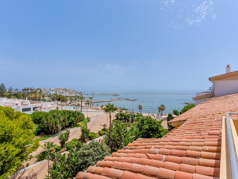 Town House for Sale in Marbella, Malaga 32