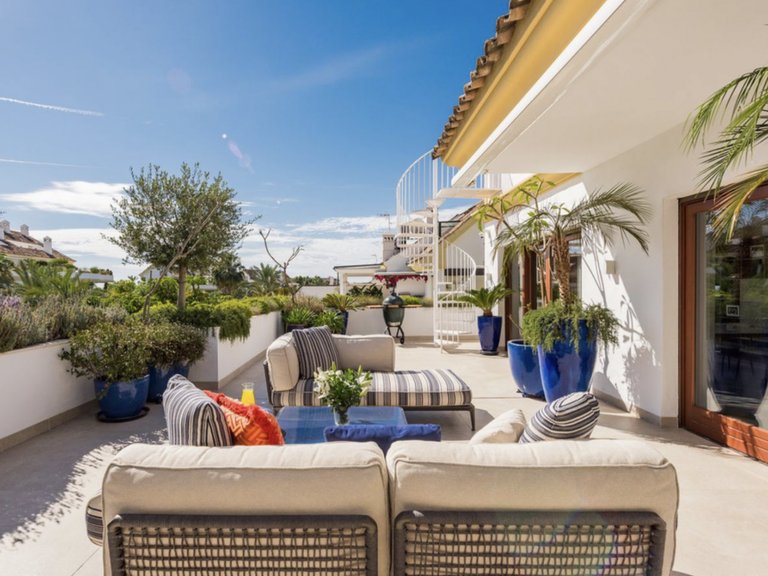 Town House for Sale in Marbella, Malaga, Marbella Golden Mile 2