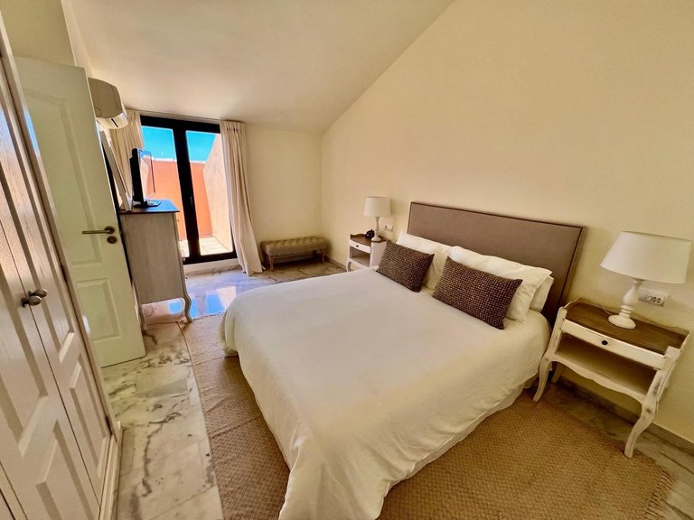 Apartment for Sale in Marbella, Malaga 8