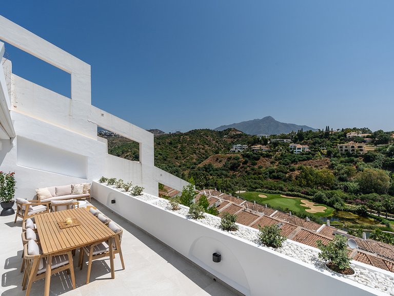 Apartment for Sale in Benahavis, Malaga 18