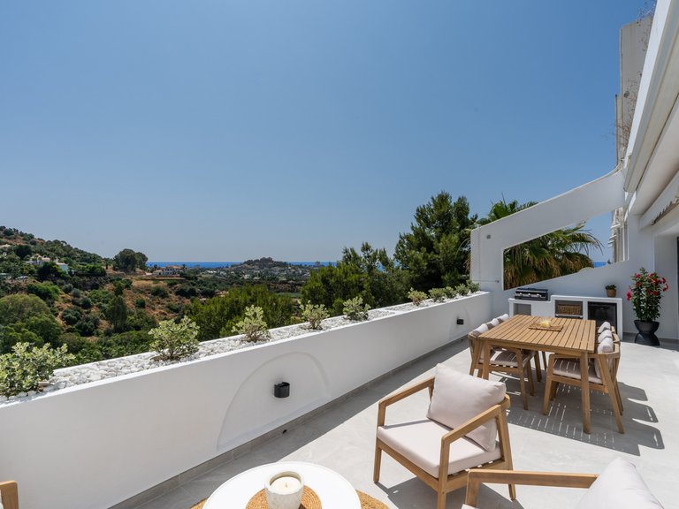 Apartment for Sale in Benahavis, Malaga 20
