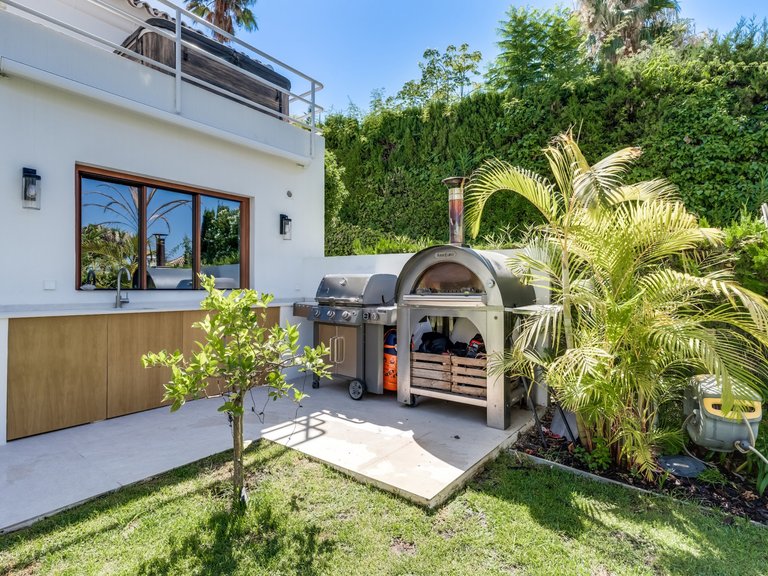 Town House for Sale in Marbella, Malaga 21