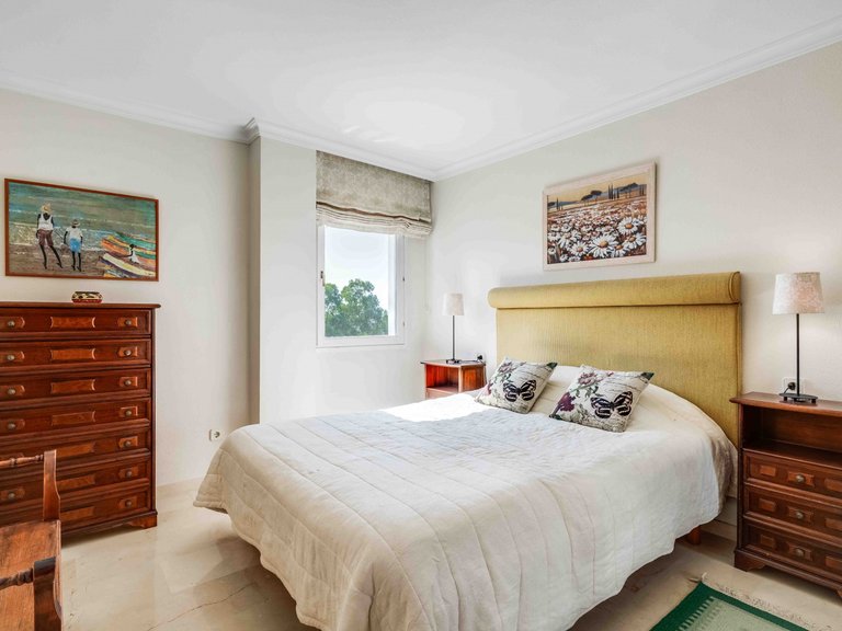 Apartment for Sale in Estepona, Malaga 15