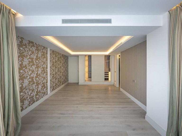 Apartment for Sale in Marbella, Malaga 11