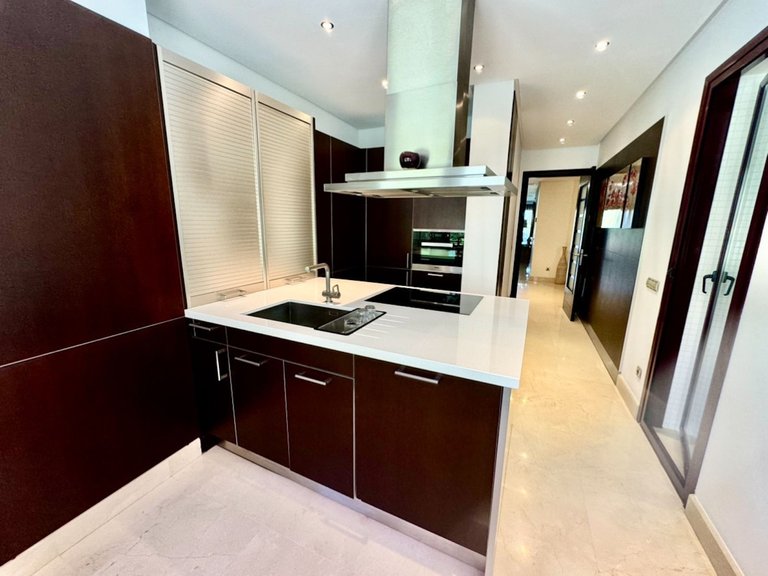 Apartment for Sale in Marbella, Malaga 15