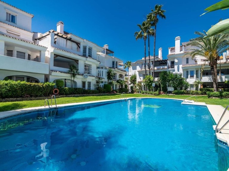 Town House for Sale in Marbella, Malaga 35