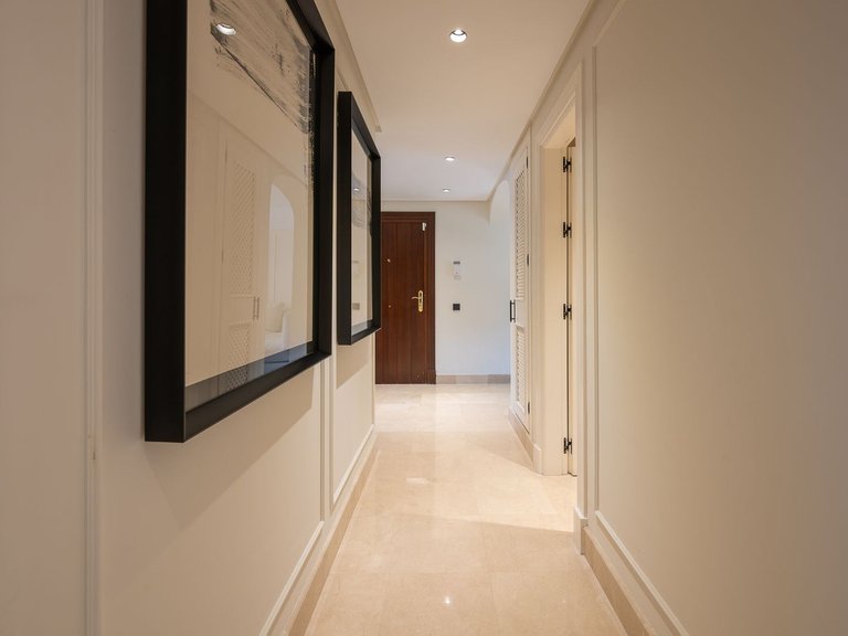 Apartment for Sale in Marbella, Malaga 15