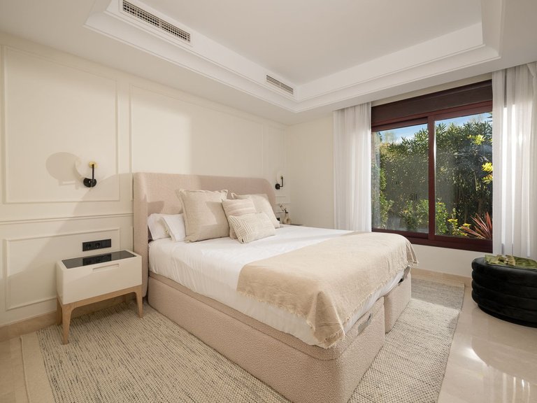 Apartment for Sale in Marbella, Malaga 14