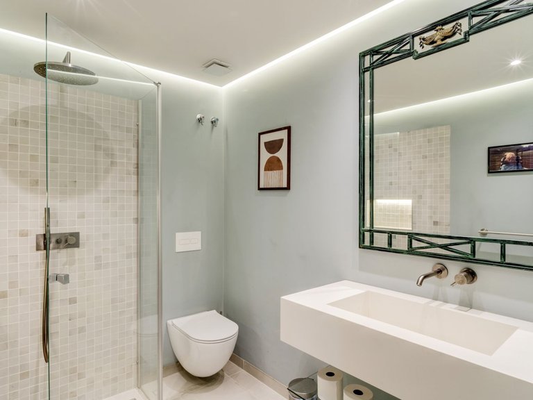 Apartment for Sale in Marbella, Malaga 30