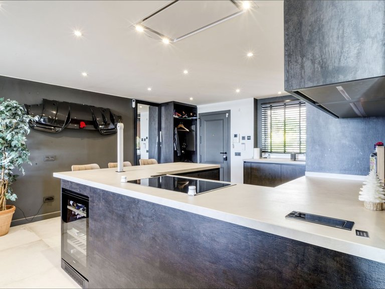 Apartment for Sale in Marbella, Malaga 24