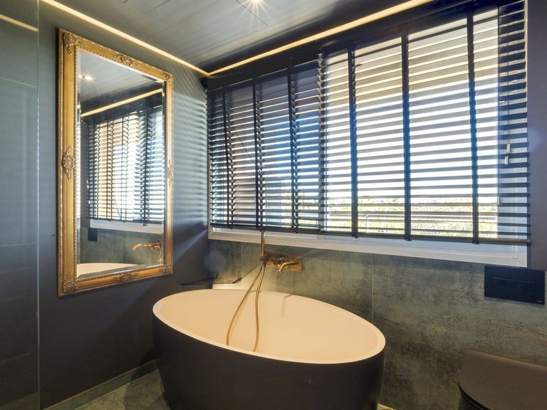 Apartment for Sale in Marbella, Malaga 18