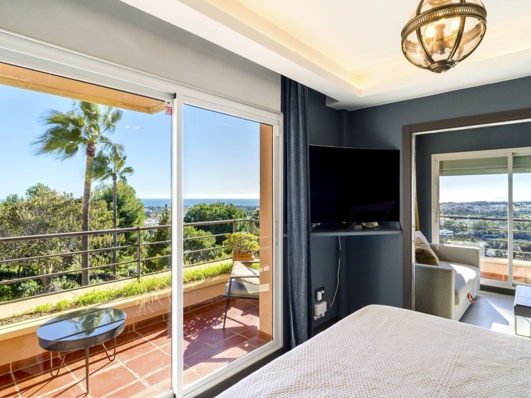 Apartment for Sale in Marbella, Malaga 15