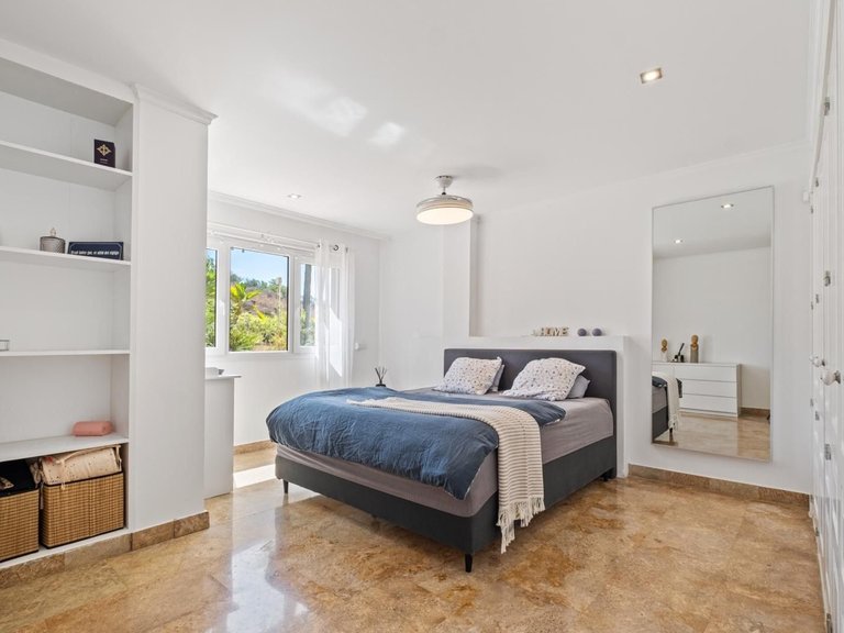 Apartment for Sale in Marbella, Malaga 6