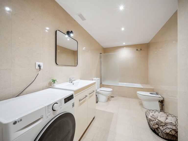 Apartment for Sale in Marbella, Malaga 15