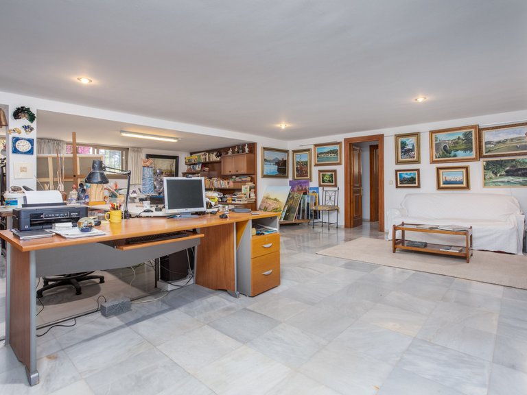 Villa for Sale in Marbella, Malaga 10