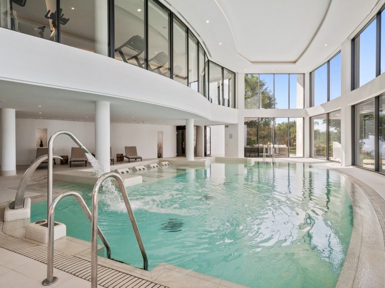 Apartment for Sale in Marbella, Malaga 16