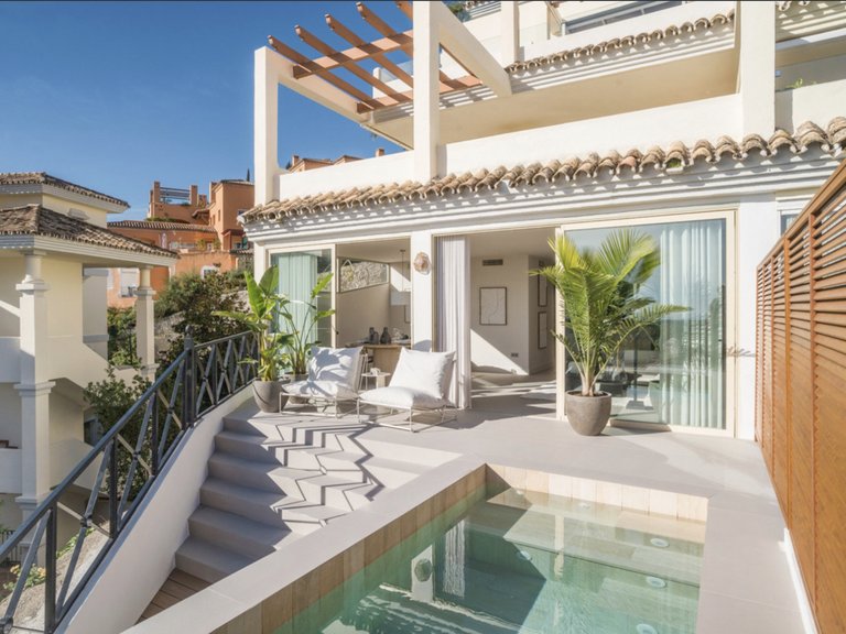 Apartment for Sale in Marbella, Malaga 1