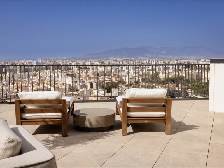 Penthouse for Sale in Malaga, Malaga 18