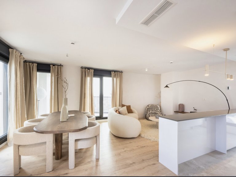 Penthouse for Sale in Malaga, Malaga 3