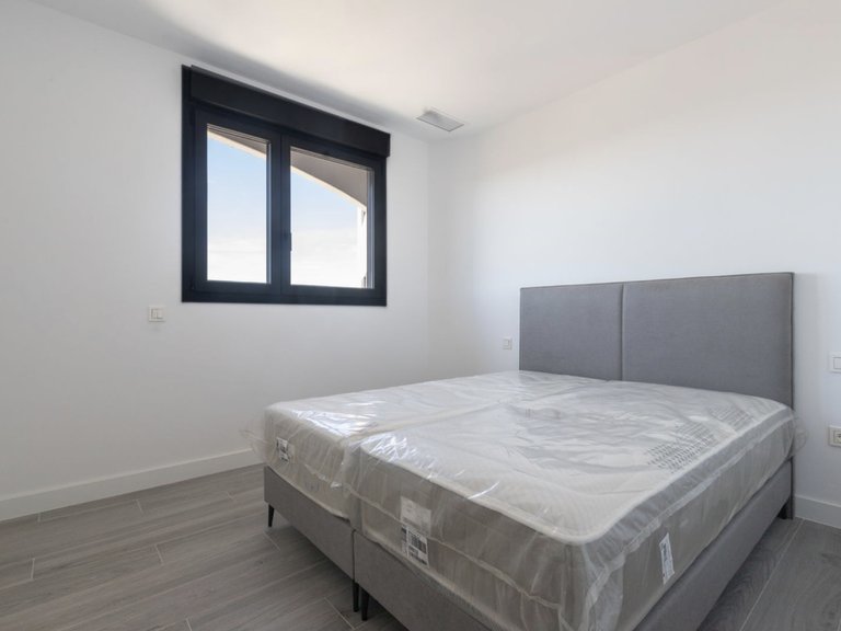 Apartment for Sale in Malaga, Malaga 13