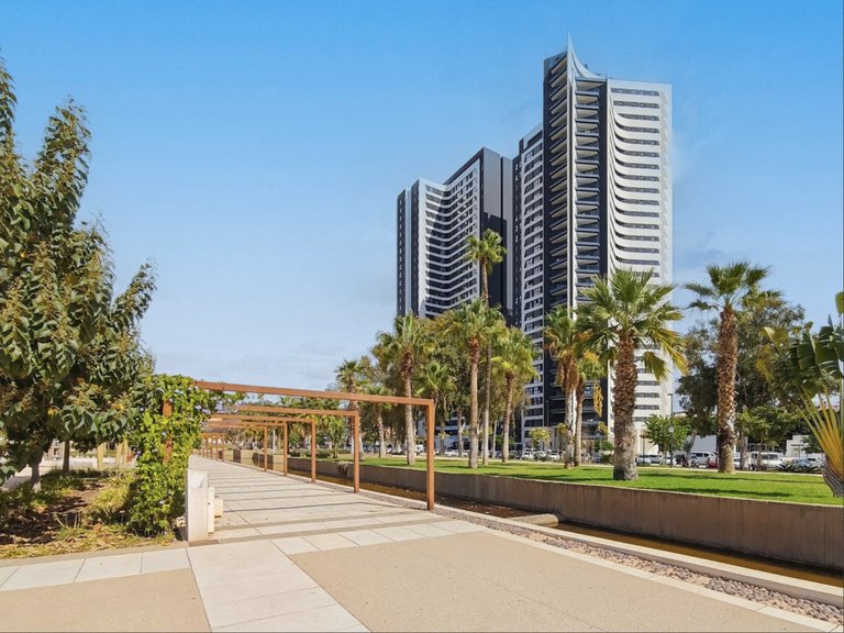 Apartment for Sale in Malaga, Malaga 2