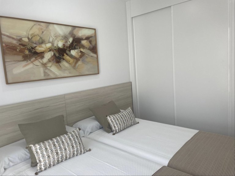 Apartment for Sale in Malaga, Malaga 18