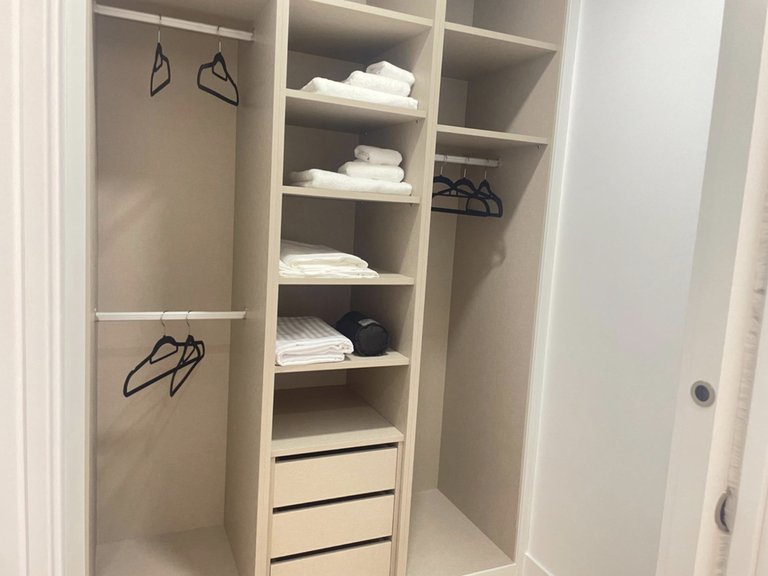 Apartment for Sale in Malaga, Malaga 25