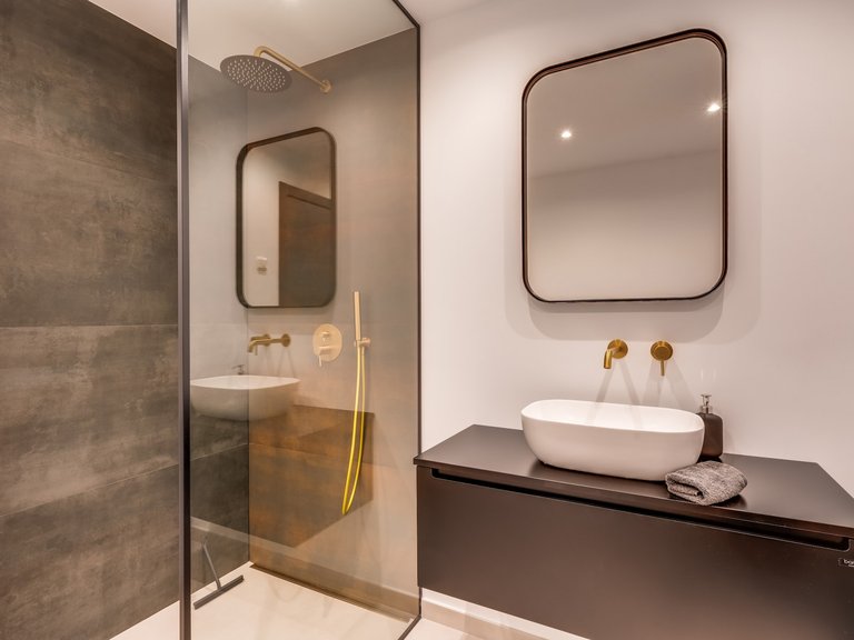 Apartment for Sale in Benahavis, Malaga 9