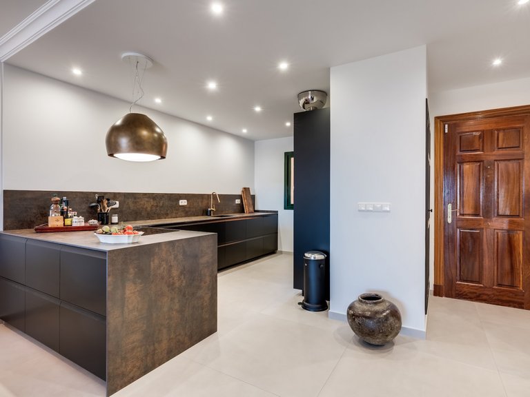Apartment for Sale in Benahavis, Malaga 6