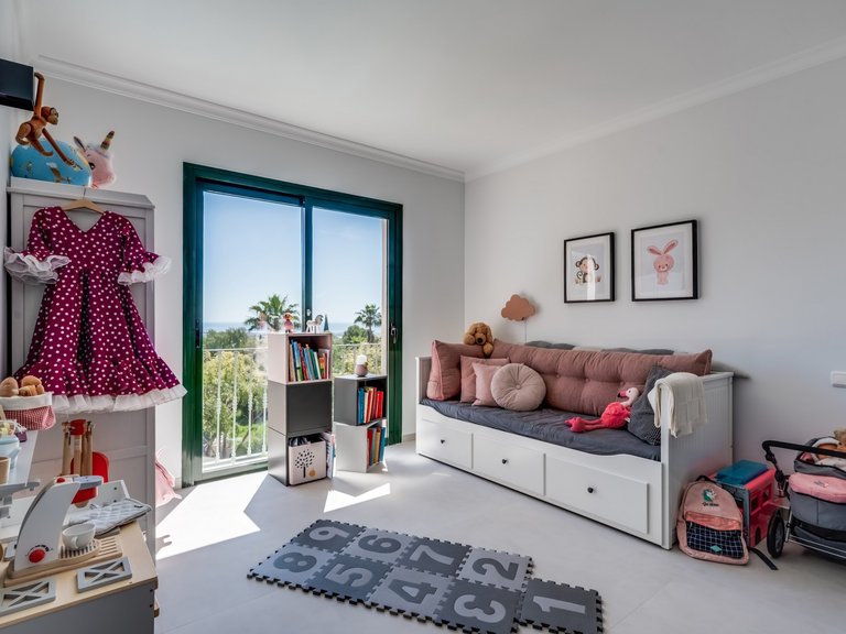 Apartment for Sale in Benahavis, Malaga 11