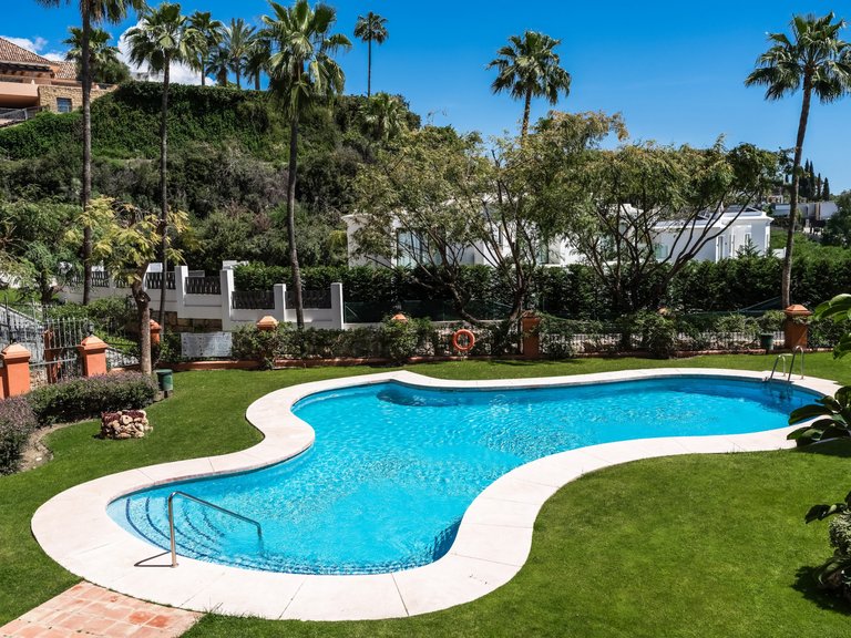 Apartment for Sale in Benahavis, Malaga 20