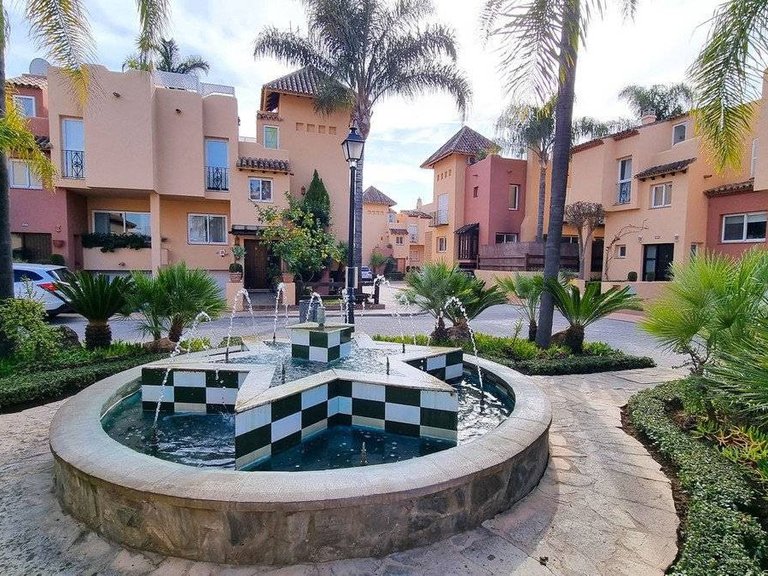 Town House for Sale in Marbella, Malaga 6