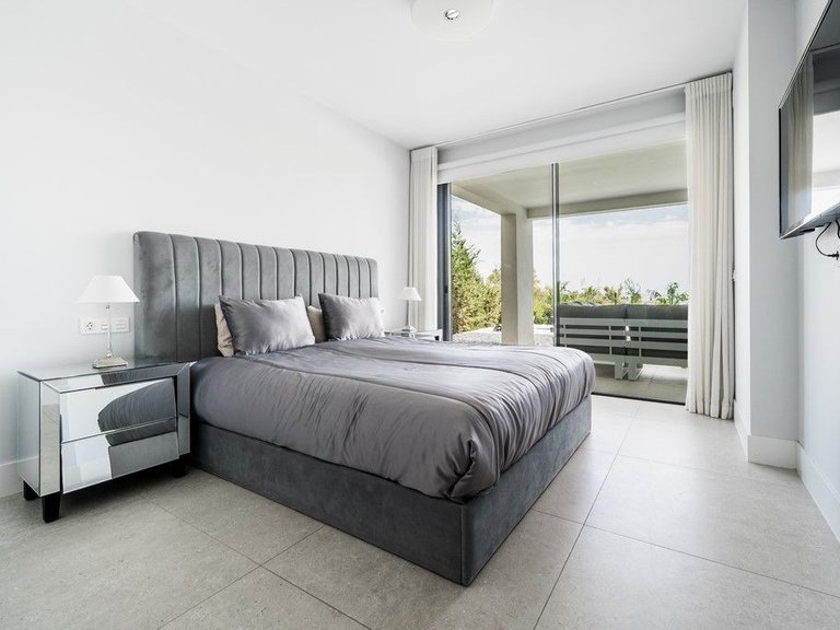 Ground Floor Apartment in Benahavís 3