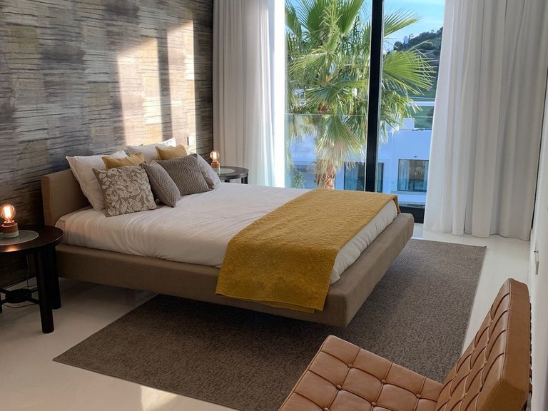 Middle Floor Apartment in Benahavís 17