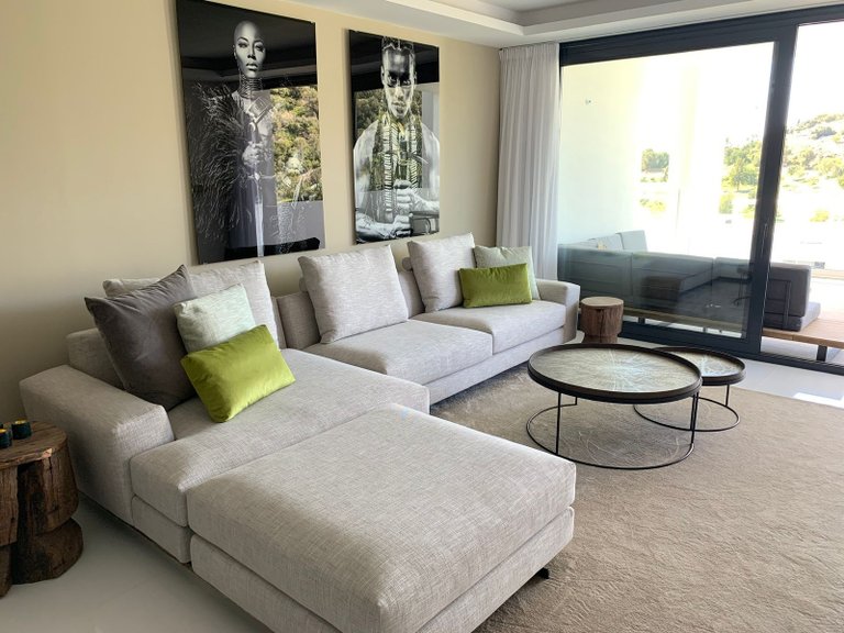 Middle Floor Apartment in Benahavís 1