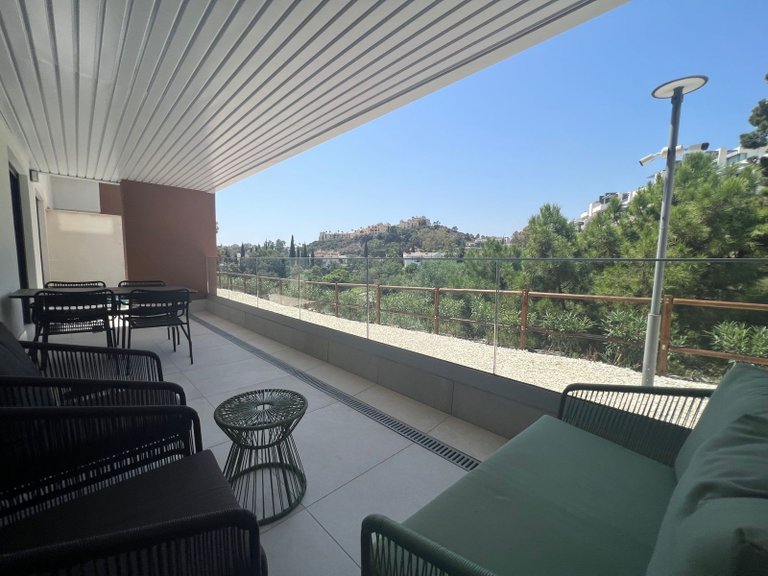 Ground Floor Apartment in Benahavís 2