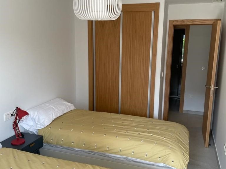 Ground Floor Apartment in Benahavís 12