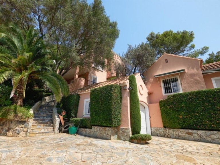 Fristående villa i Benahavís 33