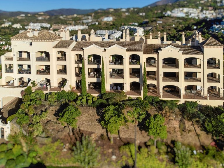 Middle Floor Apartment in Benahavís 25