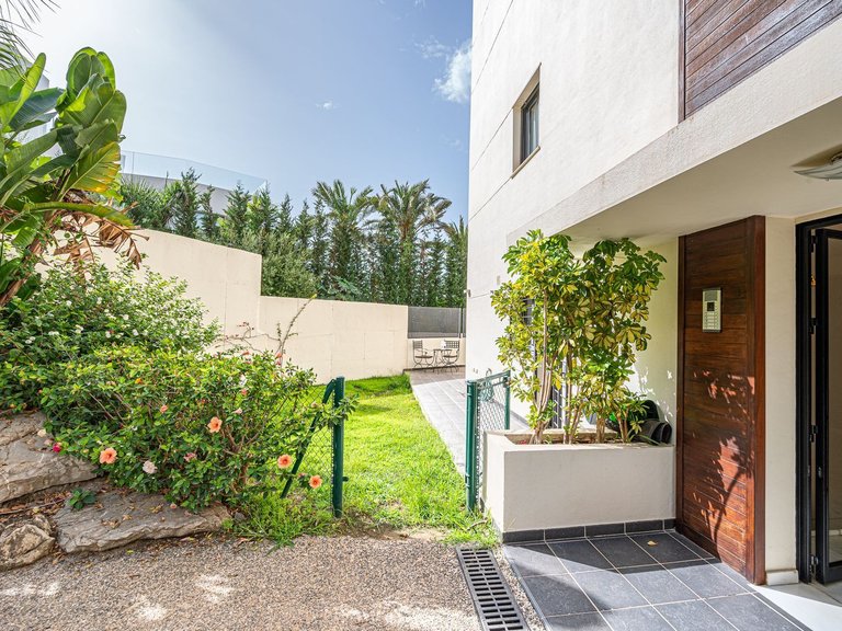 Apartment in Los Flamingos 17