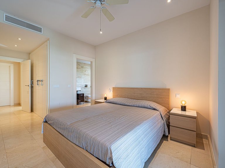 Apartment in Los Flamingos 23