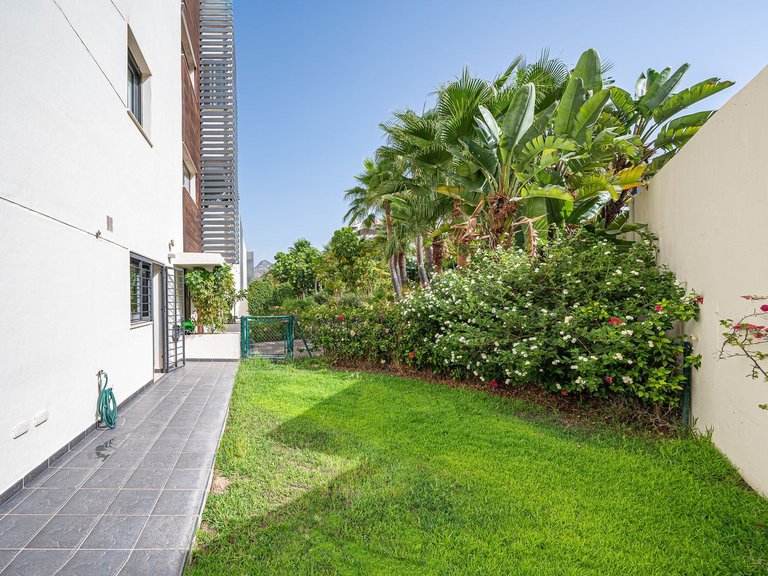 Apartment in Los Flamingos 15