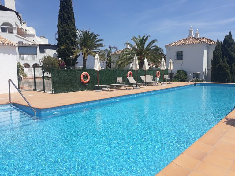 Middle Floor Apartment in La Quinta 11