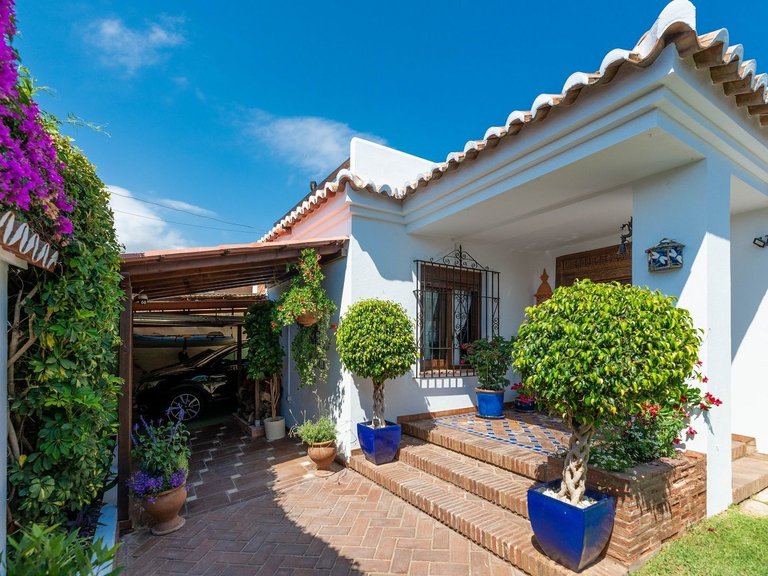 Villa intill stranden i San Pedro 4