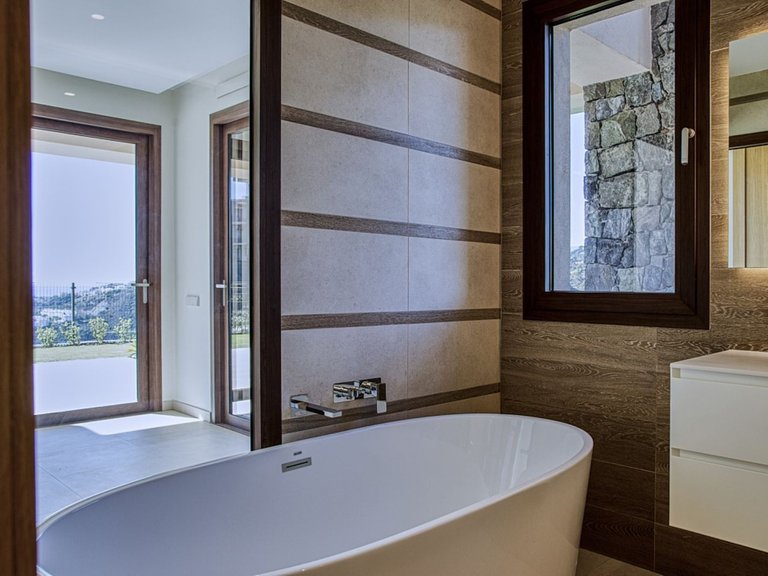 Ground Floor Apartment in Benahavís 24