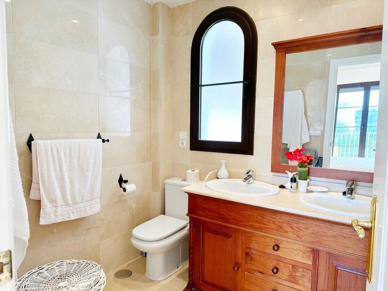 Middle Floor Apartment in Los Arqueros 13