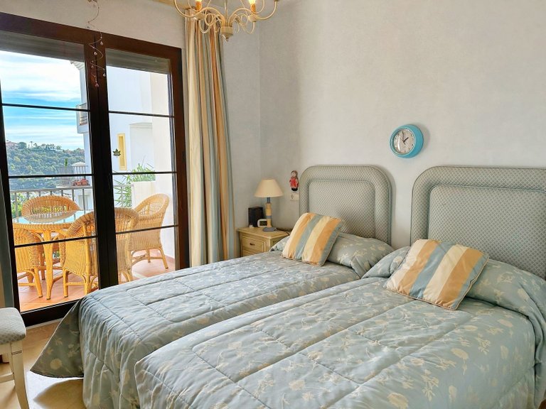 Middle Floor Apartment in Los Arqueros 9